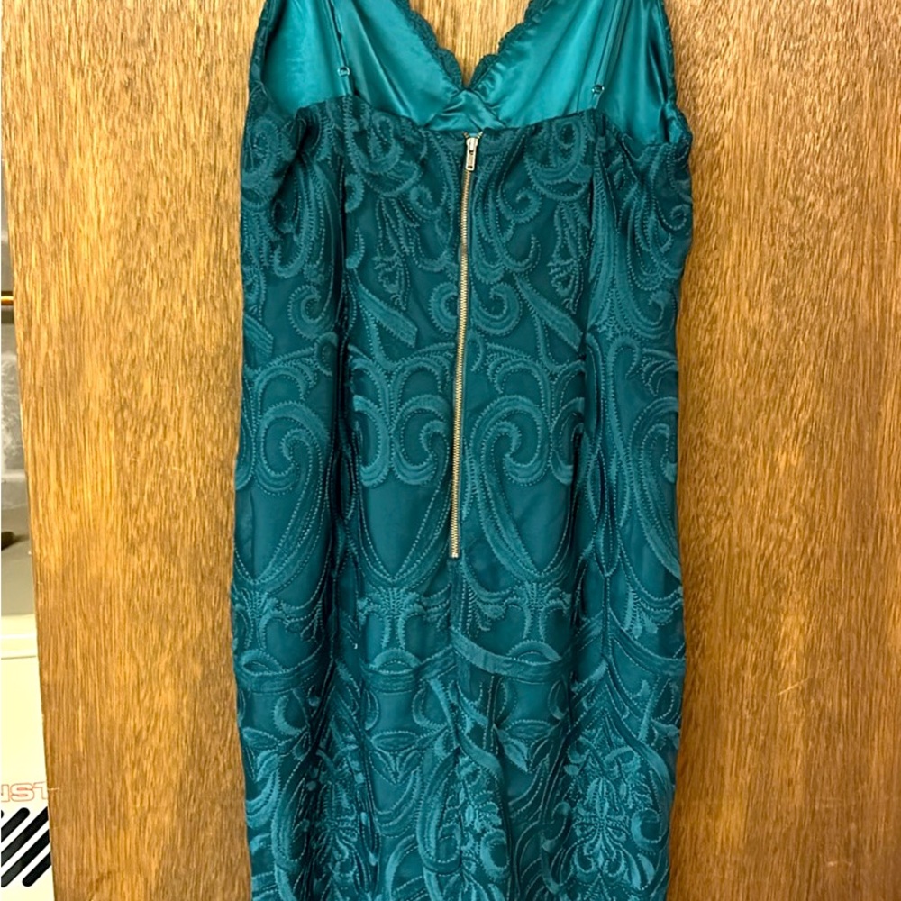 Lace midi dress strapless size 6 - Picture 2 of 2